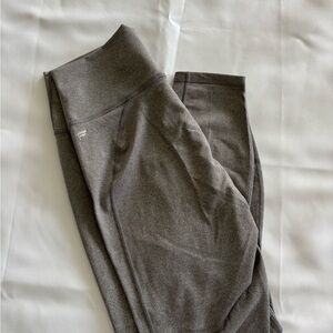 Fabletics 7/8 powerhold Leggings